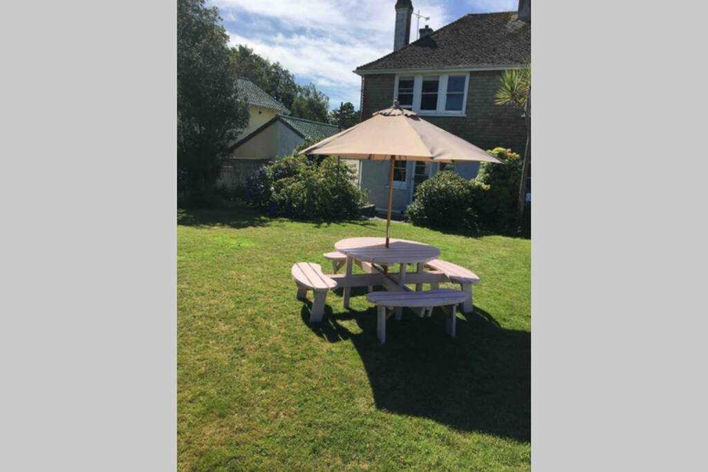 Lovely 3 Bed House Close To Carlyon Bay Beach! Kültér fotó